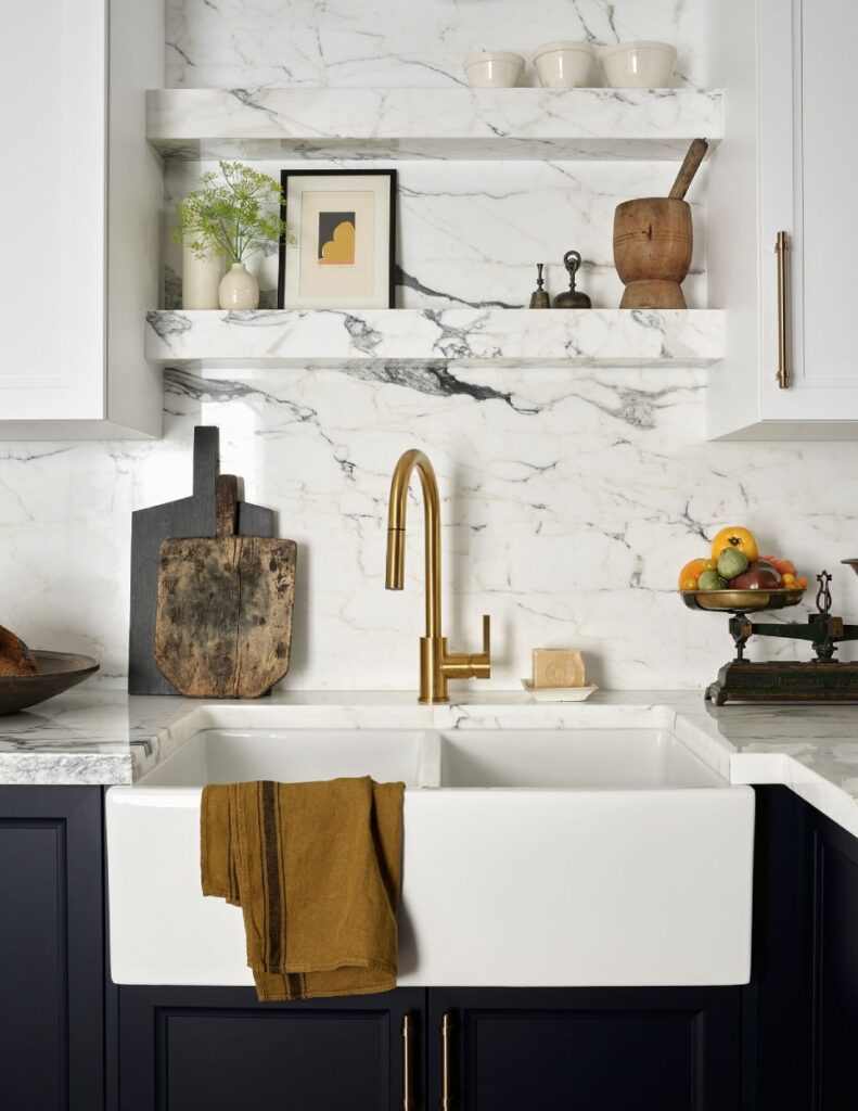 Before and After Inspiration for Bathroom Remodeling Projects